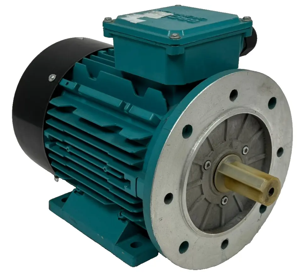 NEW BROOK CROMPTON PA4M002-2D MOTOR 3PH 1800RPM 90L