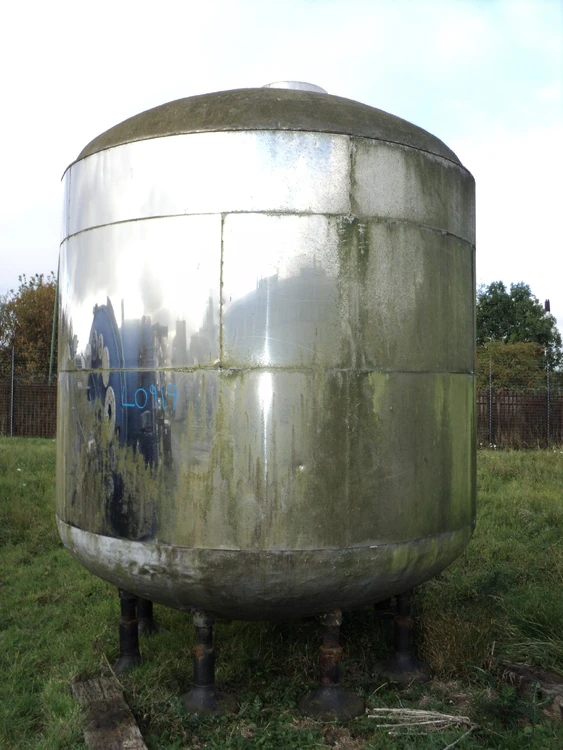 Used _UNKNOWN_ 13,450 LITRE Stainless Steel Tanks GB | Perry Equipment #120707