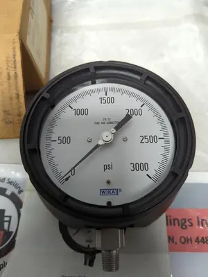 New | in-Stock WIKA TYPE 2XX.34 Universal Pressure Meters Ohio US | Surplus Asset Holdings #1236385