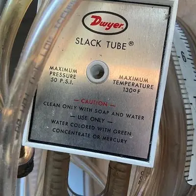 Dwyer Slack Tube Manometer PN 1211-16