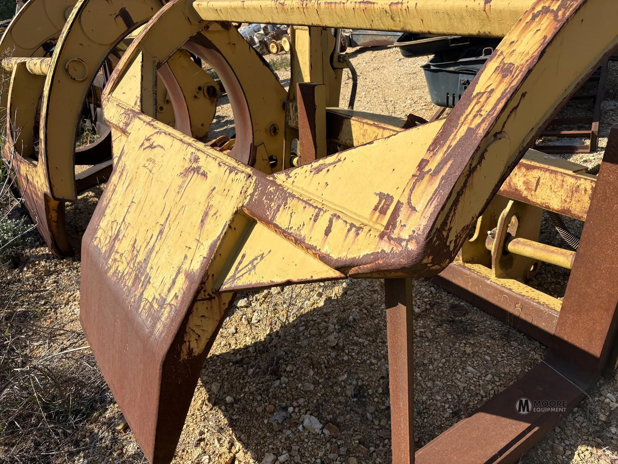 Used WICKER MACHINE CO WLF950G Log Grapples Tennessee US | Moore Equipment #1517322