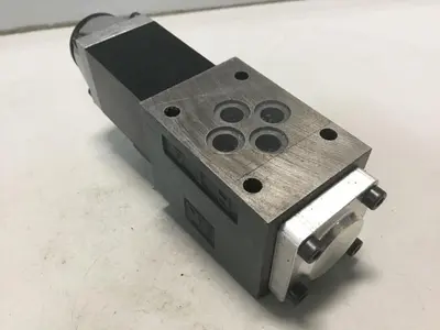 USED REXROTH 4WE6UA51AG24NZ4V