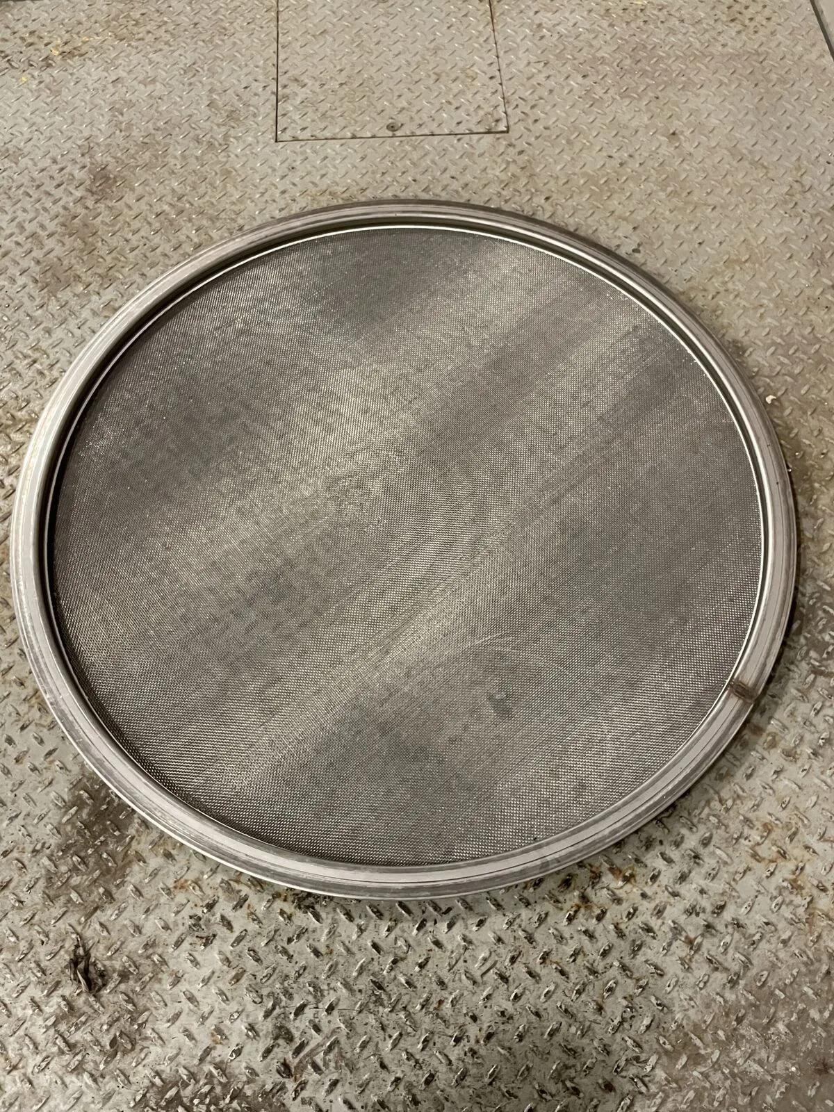 Sweco 40048M004 37-1/4” Round Vibratory Separator Screen 48T/11M 389/140u