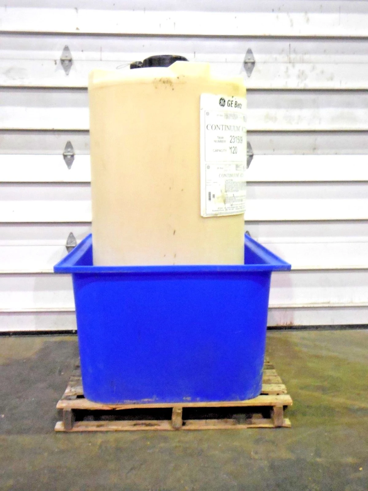 Used GE AT203 Plastic and Fiberglass Tanks Ohio US | Equipment Recovery Corp. #1331632