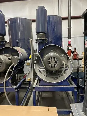 USED SPENCER INDUSTRAVAC SD-325B