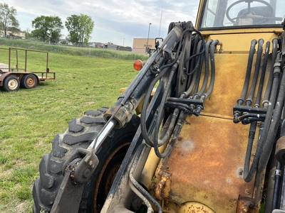 USED CAT IT 12 WHEEL LOADER /