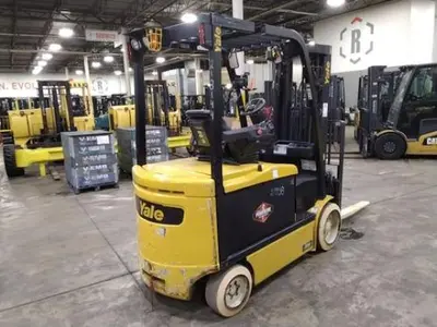 USED 2020 YALE ERC070