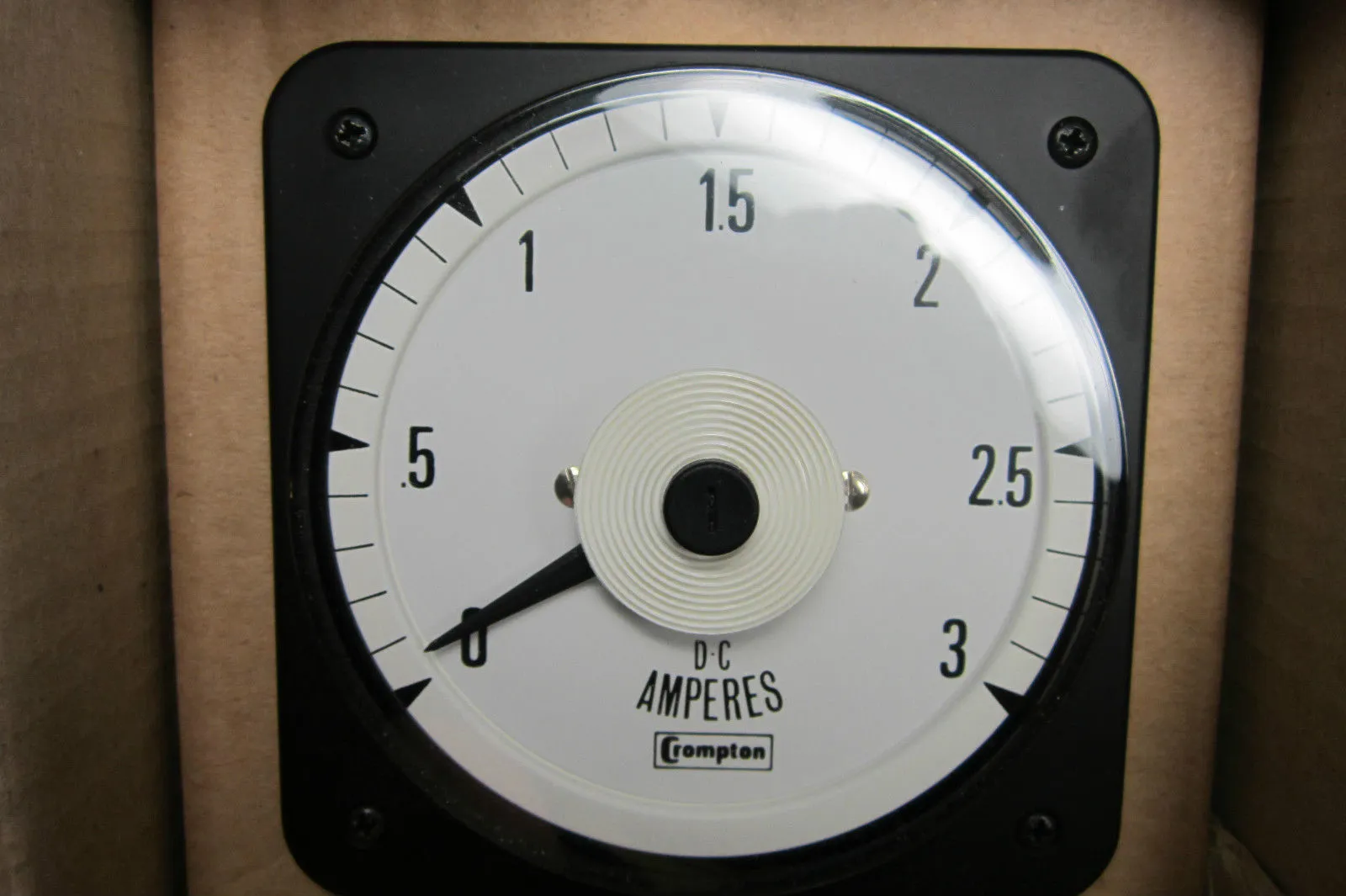 NEW CROMPTON 077-05NVA-MT PANEL METER 07705VAMT