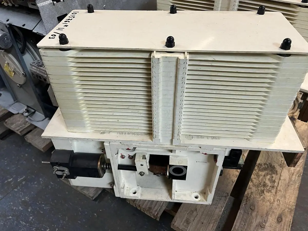USED SECHERON UR15-41ID-ZZZZZENEC12
