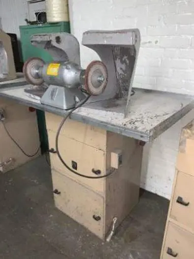 3610-550 Baldor 2-Speed Double End Plastic/Metals Buffing Unit, with Handler Dust Collector