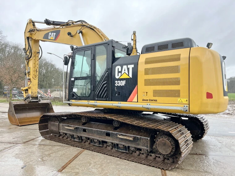 USED 2017 Caterpillar 330F