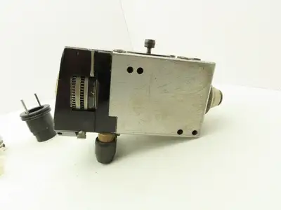 Trumpf 911218 Laser Cutting Head Assembly From TLF 3000 L3030 with Case Extras