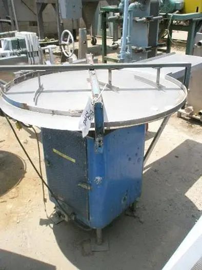 Table, Accumulation, 42" Dia, S/st, 1/4 HP, C/st Frame #S734777