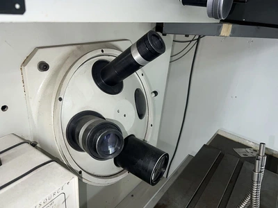 USED 1994 Gage-Master SERIES 89, QC 2000 DRO, 4-POS. LENS TURRET