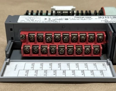 USED Allen-Bradley 1746-OA16