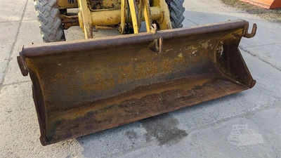 USED 1986 CATERPILLAR 416