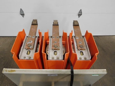 Used GE VB 7.2-500-3 Circuit Breakers Ohio US | Equipment Recovery Corp. #1330573