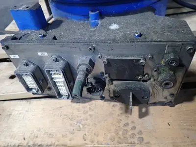 USED 2011 YASKAWA ELECTRIC MH6