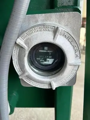 Derrick DE-1000 FHD oilfield decanter centrifuge, 316SS.
