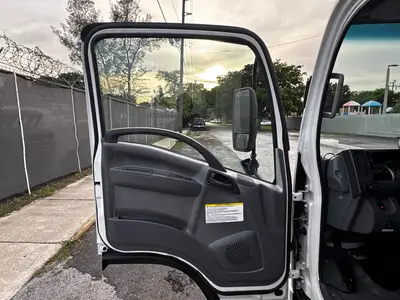Used 2017 ISUZU NPR XD Reefer Trucks Florida US | Truck and Van Outlet #1509165