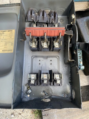 Used _UNKNOWN_ _UNKNOWN_ Switchgears Michigan US | Miedema Asset Management Group #1402553