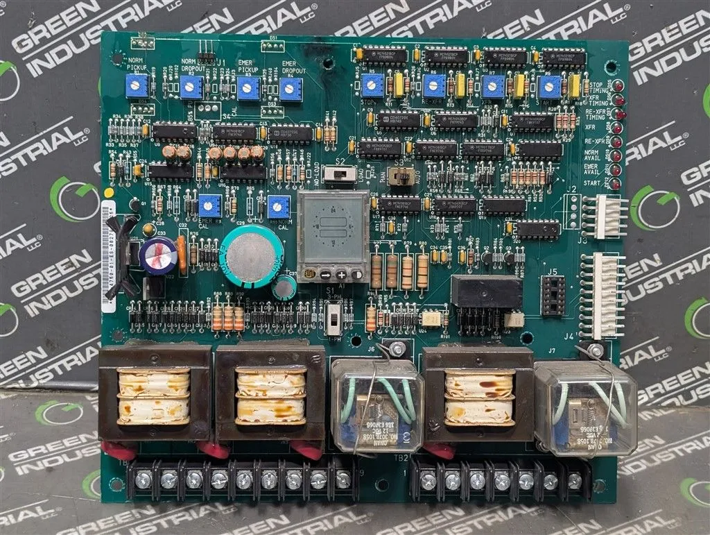 Onan 332-3427.C Power Distribution Board 300-4750-01-ES Used