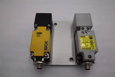 TWO SICK T4000-2DRNAC  SAFETY SWITCH STOCK L-381-C