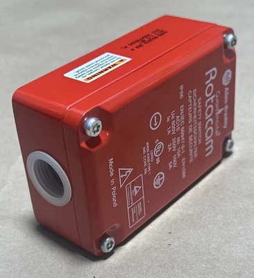 NEW Allen Bradley 440H-R03078