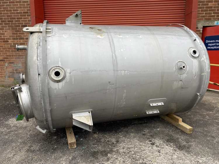Used FIB INDUSTRIELE BEDRIJUEN 6,950 Litre Stainless Steel Tanks GB | Perry Equipment #121098