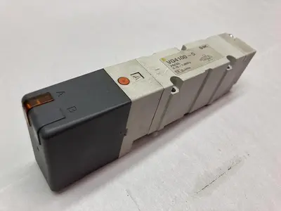 Used SMC VQ4100-5 Solenoid Valves Ohio US | Surplus Asset Holdings #1234121