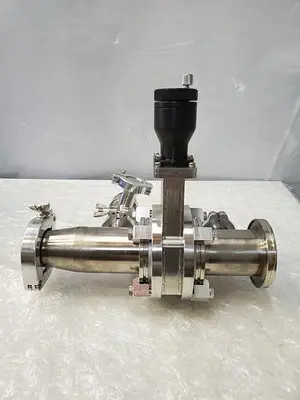 EDWARDS GVI 63M GATE VALVE WITH STAINLESS STEEL ADAPTER WITH MDC KAV-100 PNEUMA