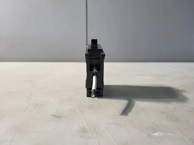 NEW CUTLER-HAMMER BA120