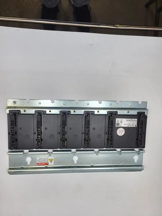 Used ALLEN-BRADLEY ALLEN BRADLEY 2094-PRS5 AXIS SLIM POWER RAIL Servo Drives | ND Industrial Surplus #1212211