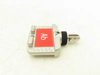 Allen Bradley 440T-AKEYE10AB Guardmaster Trapped Key Interlock Key Ab