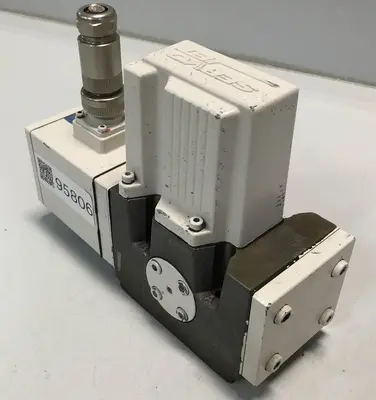USED MOOG D661-5009