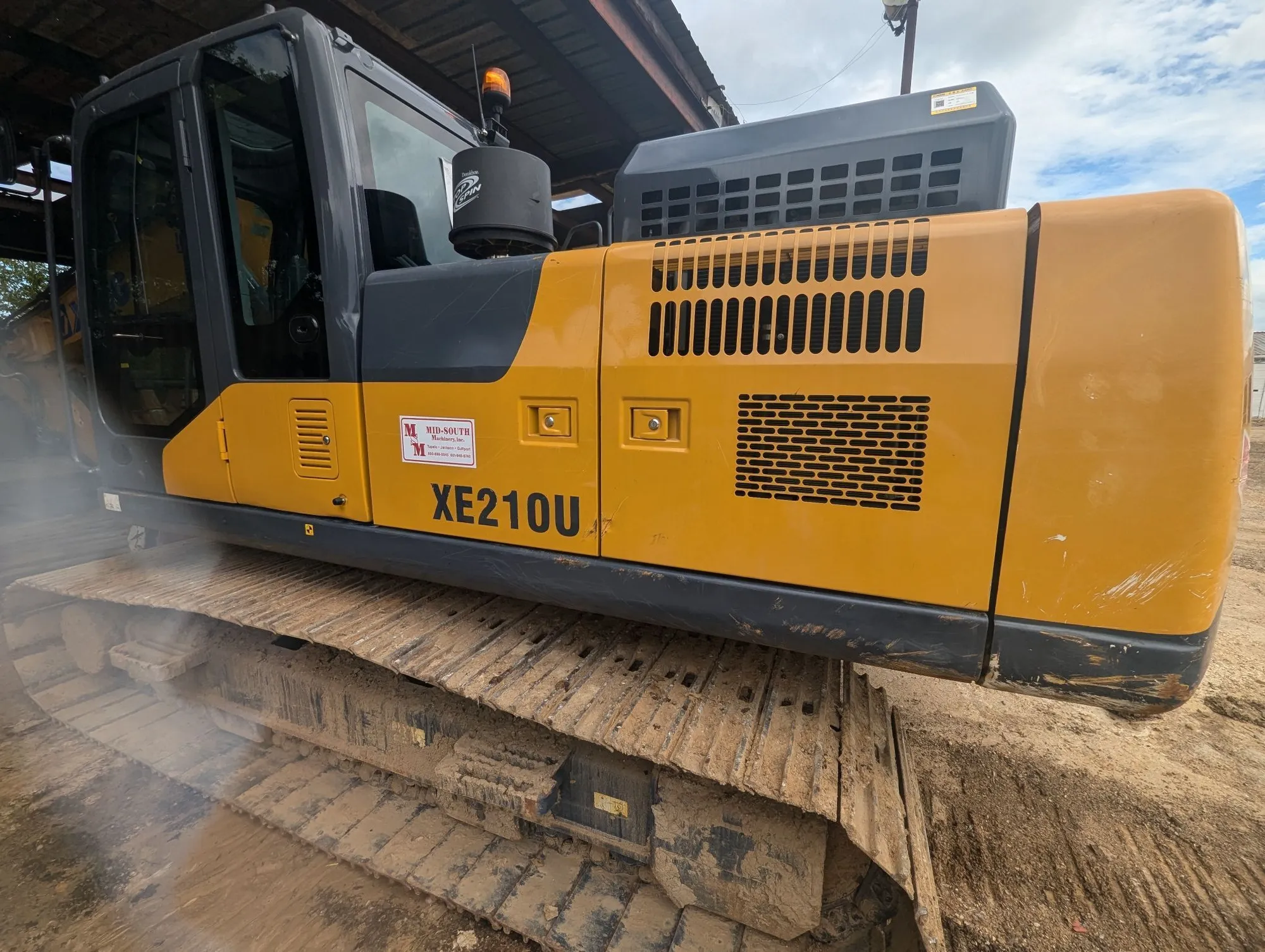 USED 2022 XCMG XE210U
