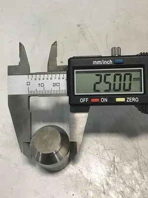 USED VICKERS 25-D20-10