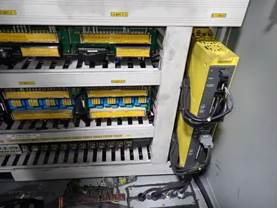 USED HYUNDAI WIA CORPORATION VX650/40