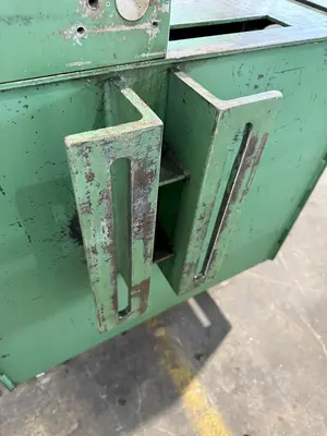 AIR FEEDER/STRAIGHTENER. STOCK # 0886225