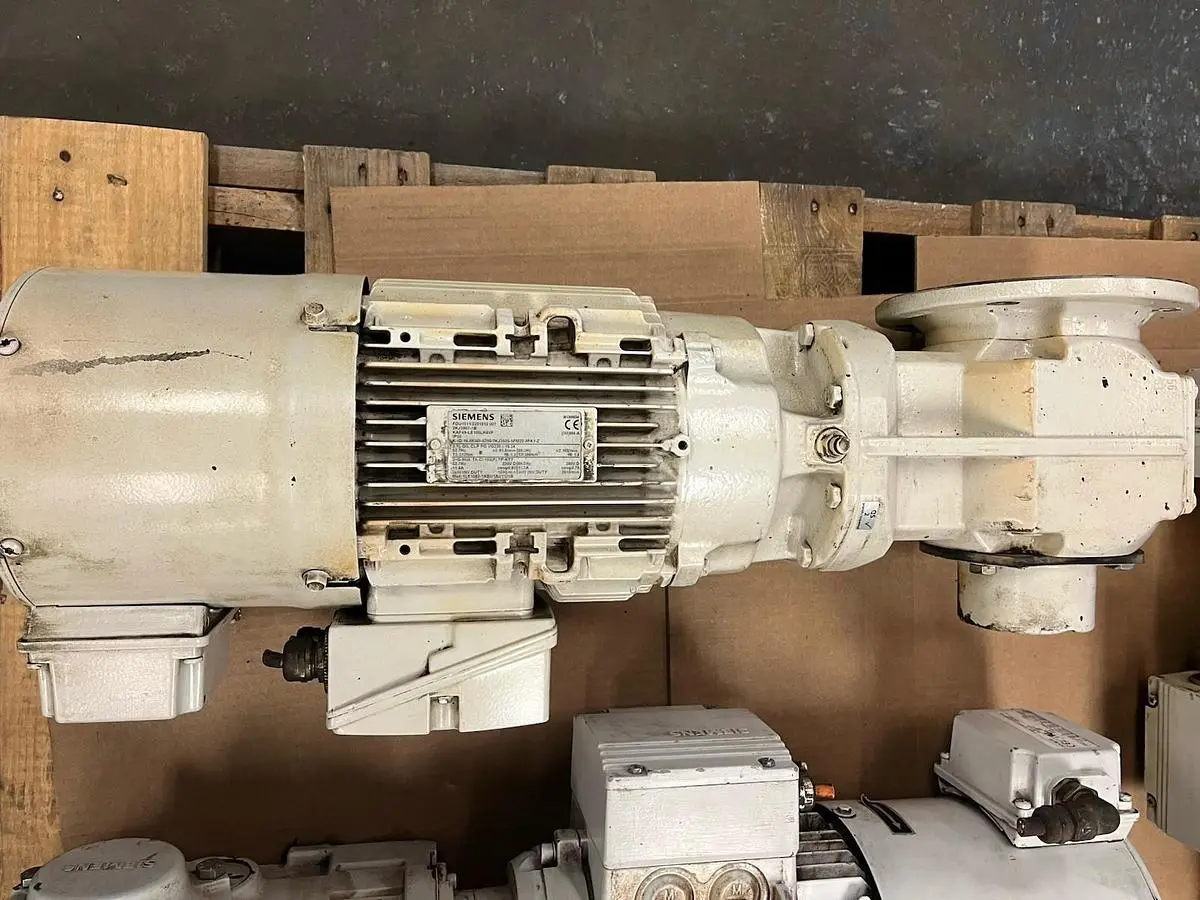 Used SIEMENS KAF49-LE1LH4VF Gearmotors | Surplus Asset Holdings #1227537