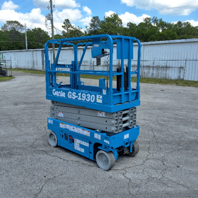 USED 2018 Genie GS-1930