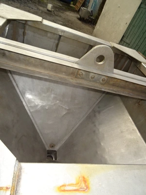 1.19 Cu.M. S/S Portable Hopper