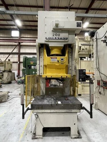 Used 1986 KOMATSU PRESS OBS 200-2 Gap Frame (OBS) Presses Michigan US | S & G Press and Machinery Sales #76951