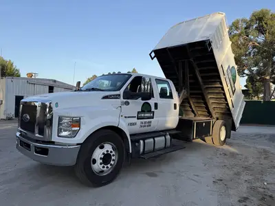 USED 2017 FORD F-650