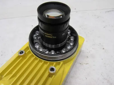 Cognex 800-5834-1F In-Sight 5110 /REV H 24VDC Fujinon 1:1.4/9mm HF6HA-1B Scanner