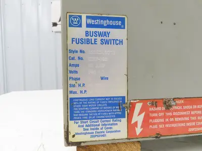 Westinghouse Fusible Busway Disconnect Switch Bus Plug 60A 600VAC 3PH 3W