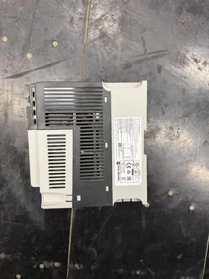 USED ALLEN-BRADLEY 25B-E6P6N104