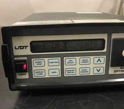 UDT S370 OPTOMETER