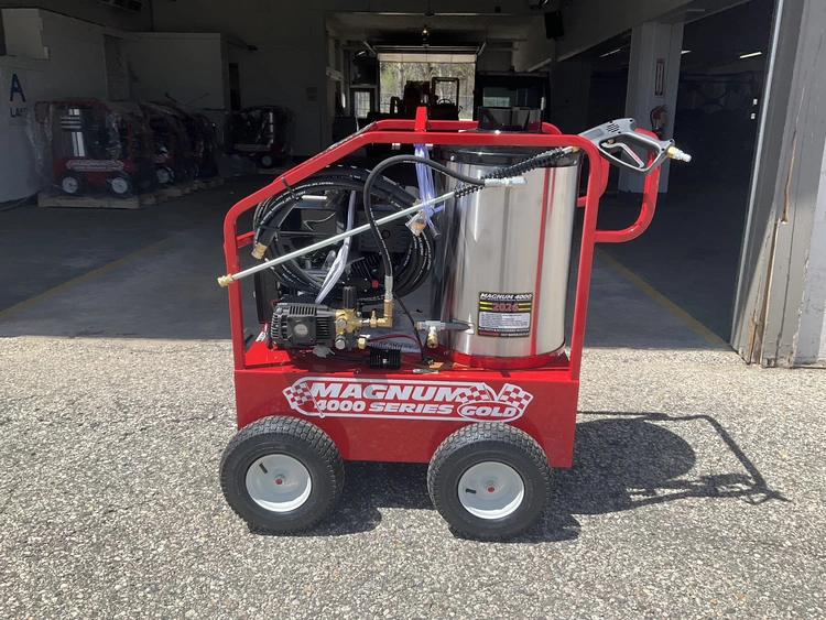 Used MAGNUM 4000 SERIES GOLD Pressure Washers Michigan US | Miedema Asset Management Group #1341097