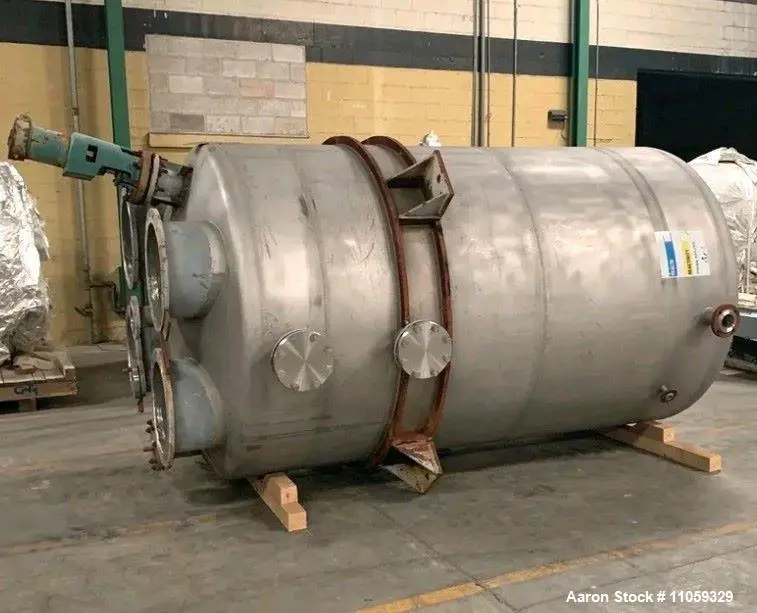 2000 Gallon Hastelloy C-276 mix tank
